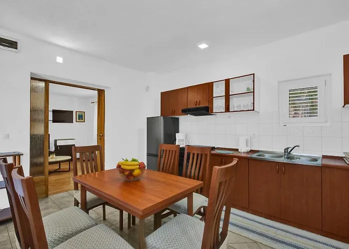 Apartment Comodo